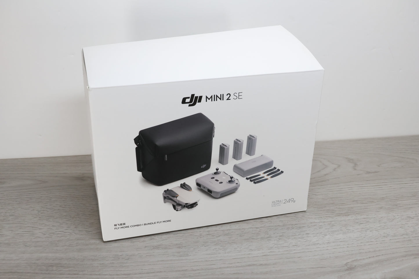 DJI Mini 2 SE with fly more