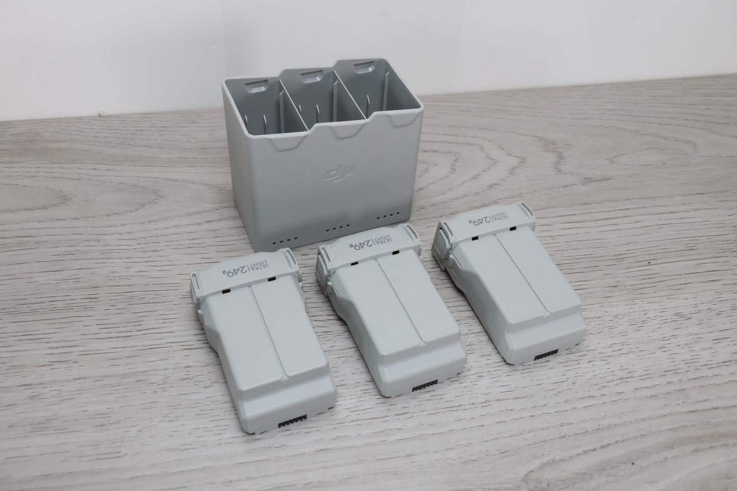 DJI Mini 4 Pro with fly more and DJI RC2