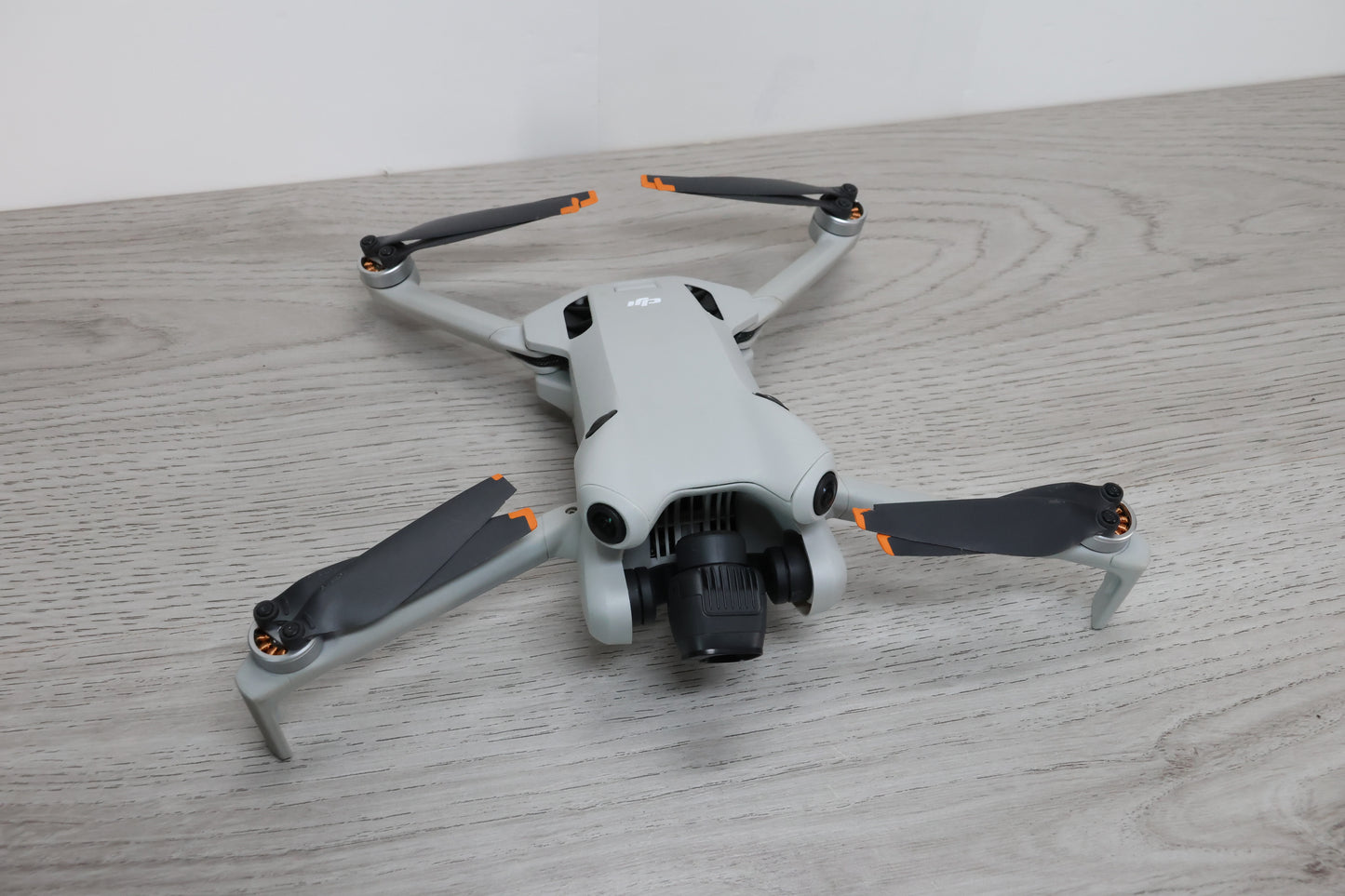 DJI Mini 4 Pro with fly more and DJI RC2