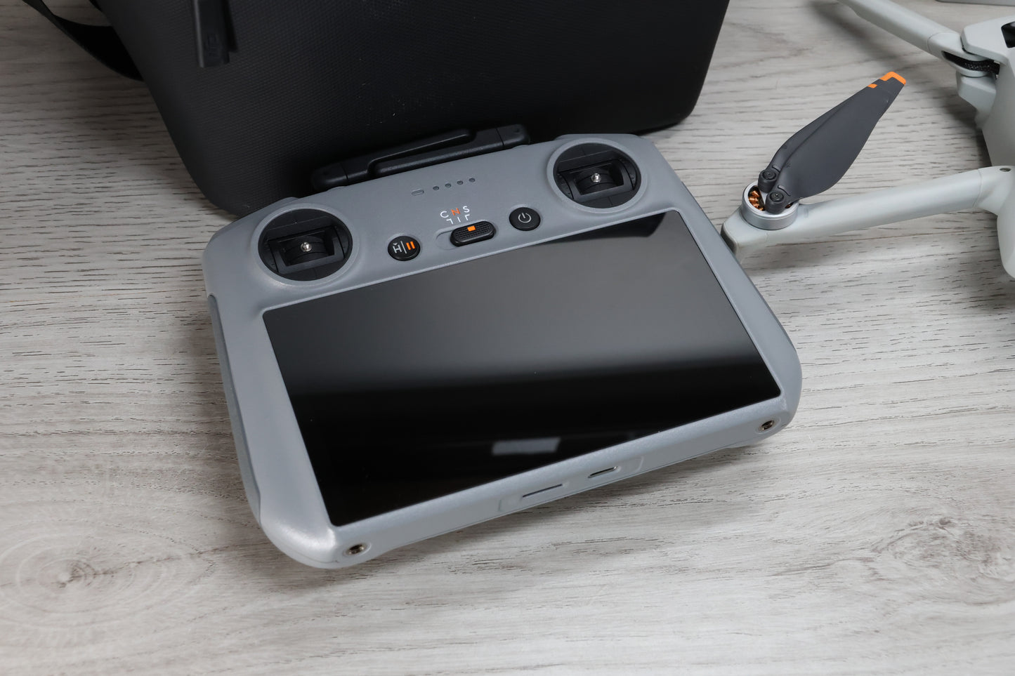 DJI Mini 4 Pro with fly more and DJI RC2