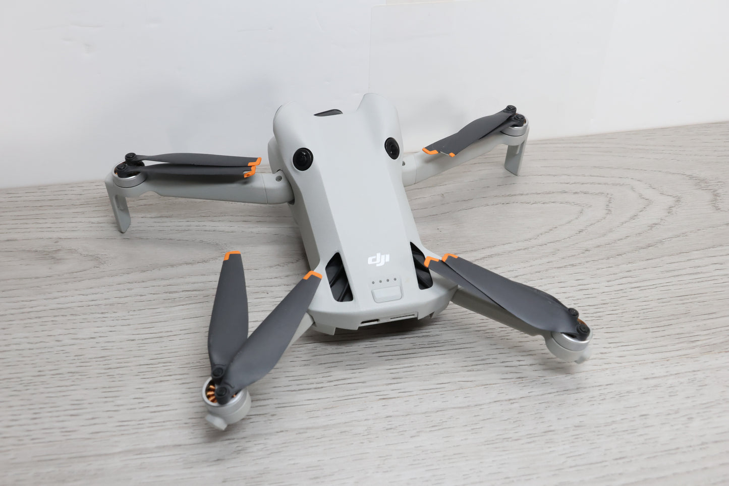 DJI Mini 4 Pro with fly more and DJI RC2