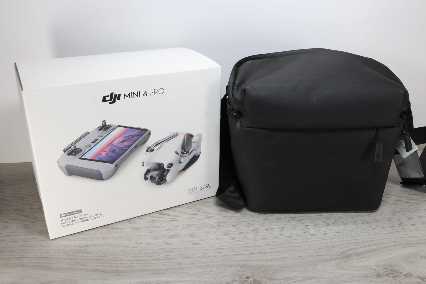 DJI Mini 4 Pro with fly more and DJI RC2