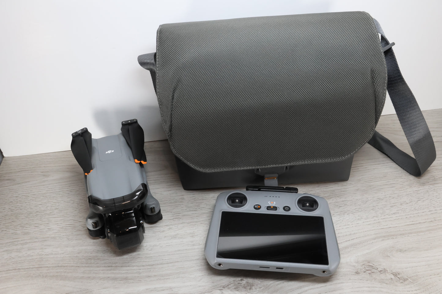 DJI Air 3 One battery with DJI RC2 controller