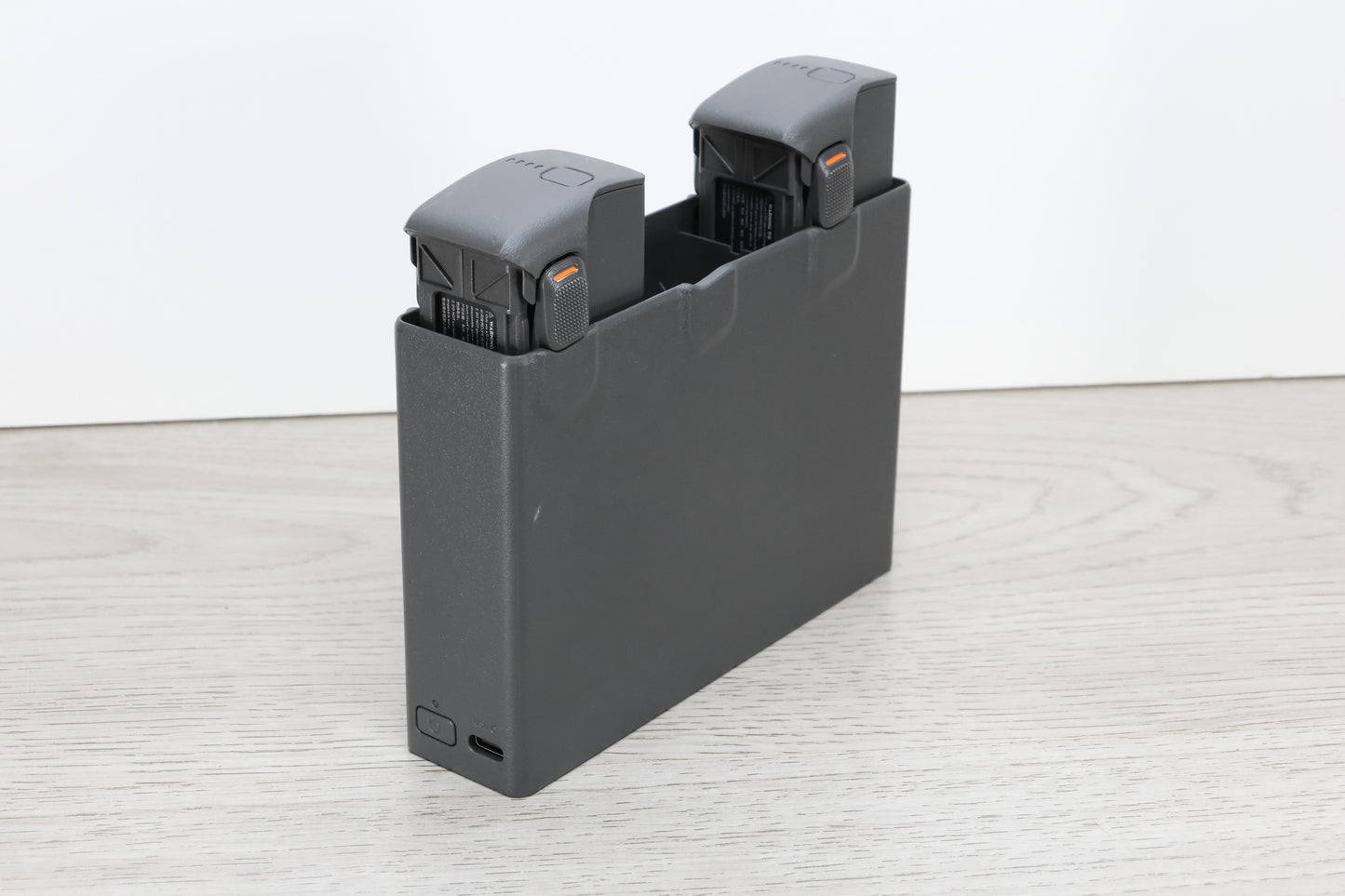 DJI Avata 2 (Fly more) 2x batteries and multi charger