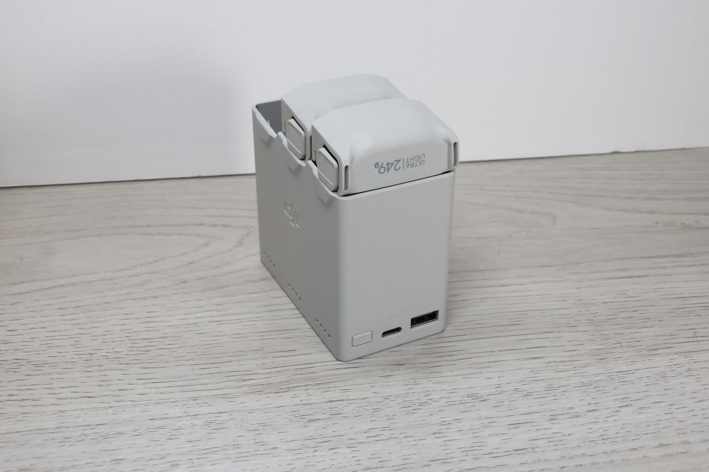 2x DJI Mini 3 and Mini 3 Pro battery and multi charger