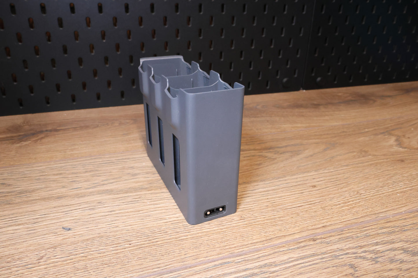 DJI Mavic 4 Pro Battery Charging Hub and 240w Power supply - Battery charger