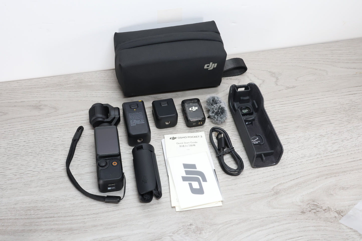 DJI Osmo Pocket 3 Creator Combo