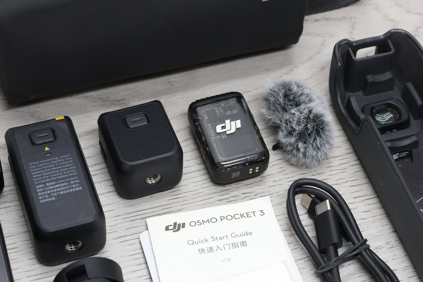 DJI Osmo Pocket 3 Creator Combo