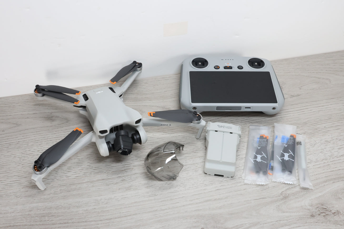 DJI Mini 3 - Including one battery and DJI RC controller