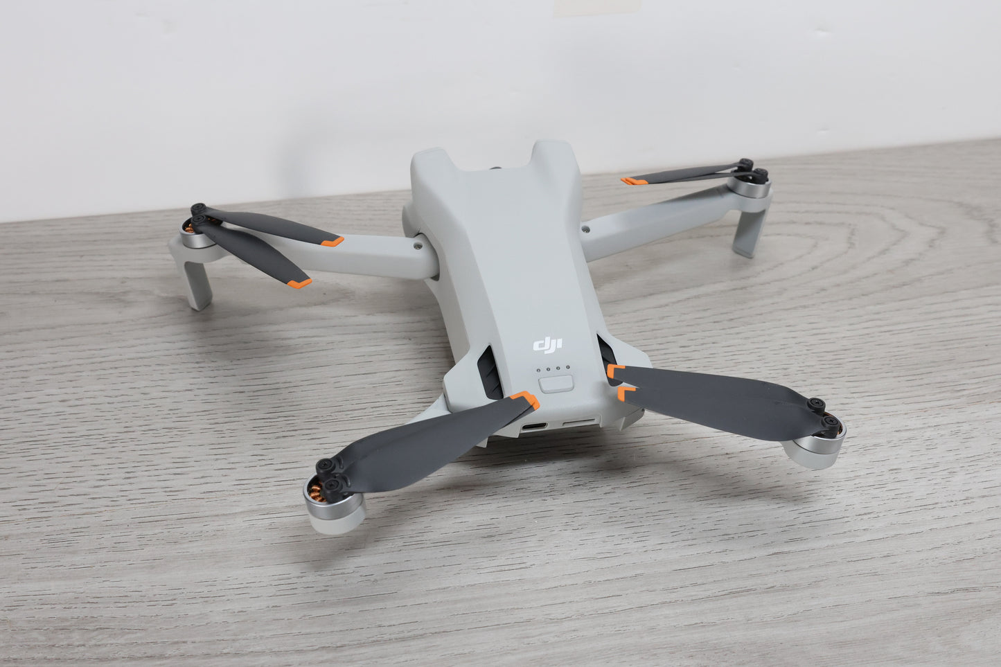 DJI Mini 3 - Including one battery and DJI RC controller