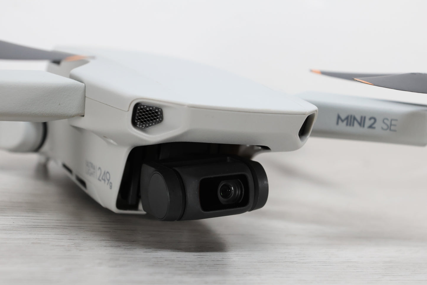 DJI Mini 2 SE - DRONE ONLY