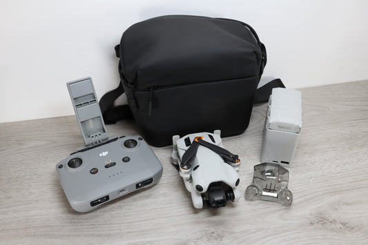 DJI Mini 4 Pro with fly more with RC N3 controller