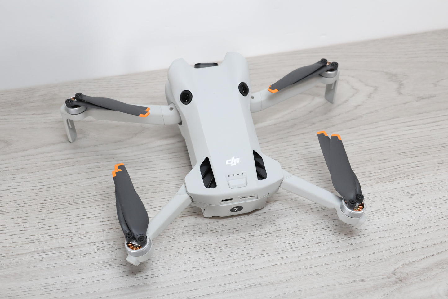 DJI Mini 4 Pro with fly more with RC N3 controller
