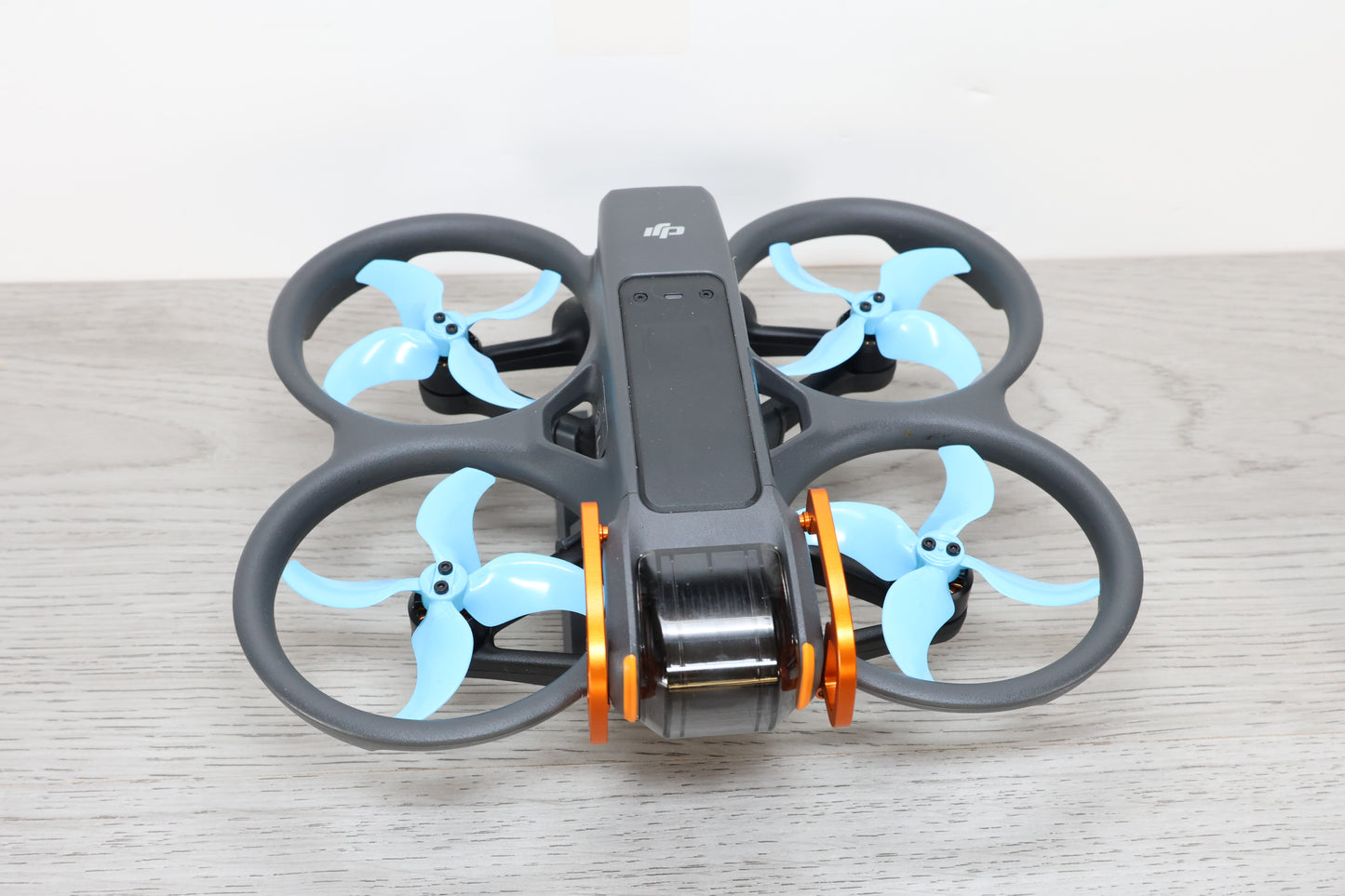 DJI Avata 2  with fly more (3 batteries)