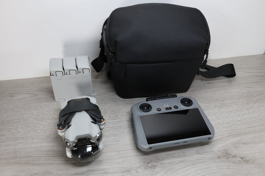 DJI Mini 4 Pro with fly more and DJI RC2