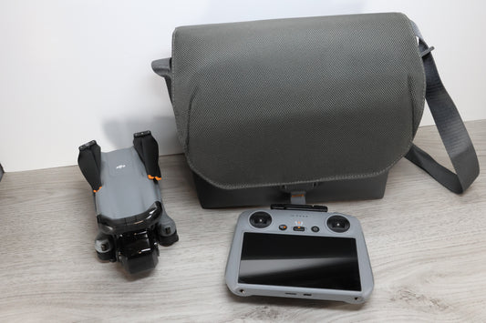 DJI Air 3 One battery with DJI RC2 controller