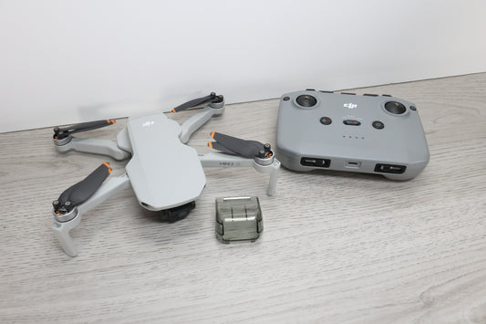 DJI Mini 2 SE with one battery