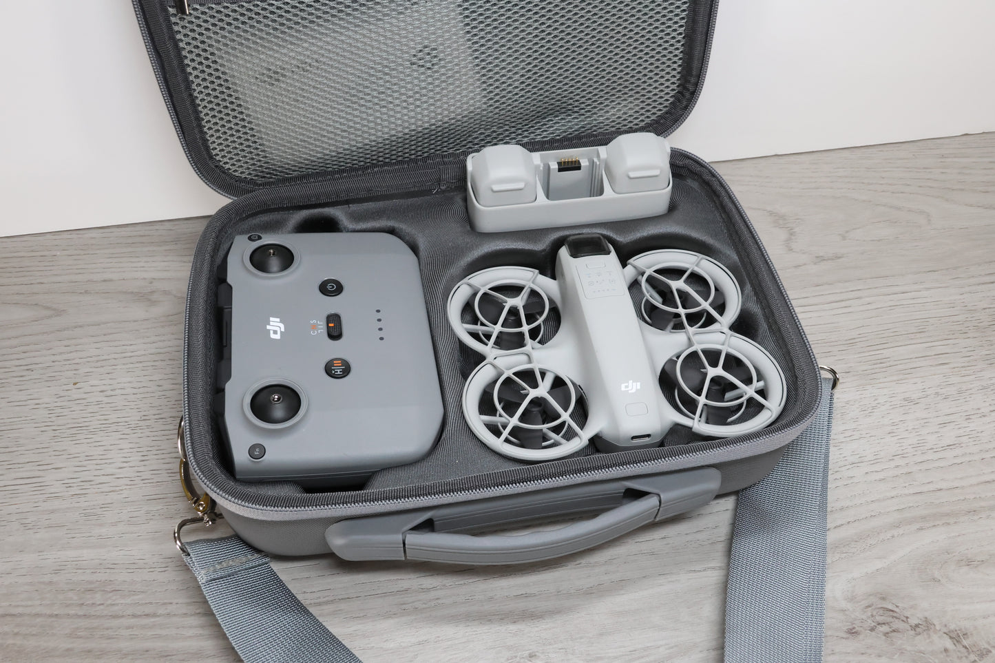 DJI Neo Fly more combo