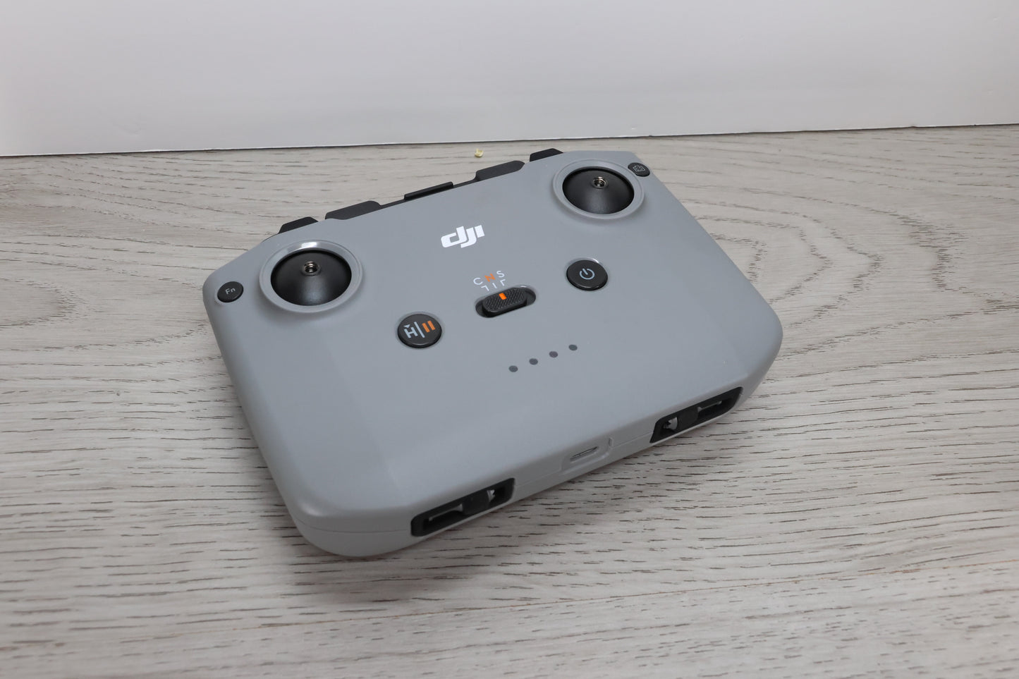 DJI Mini 4 Pro with fly more with RC N3 controller