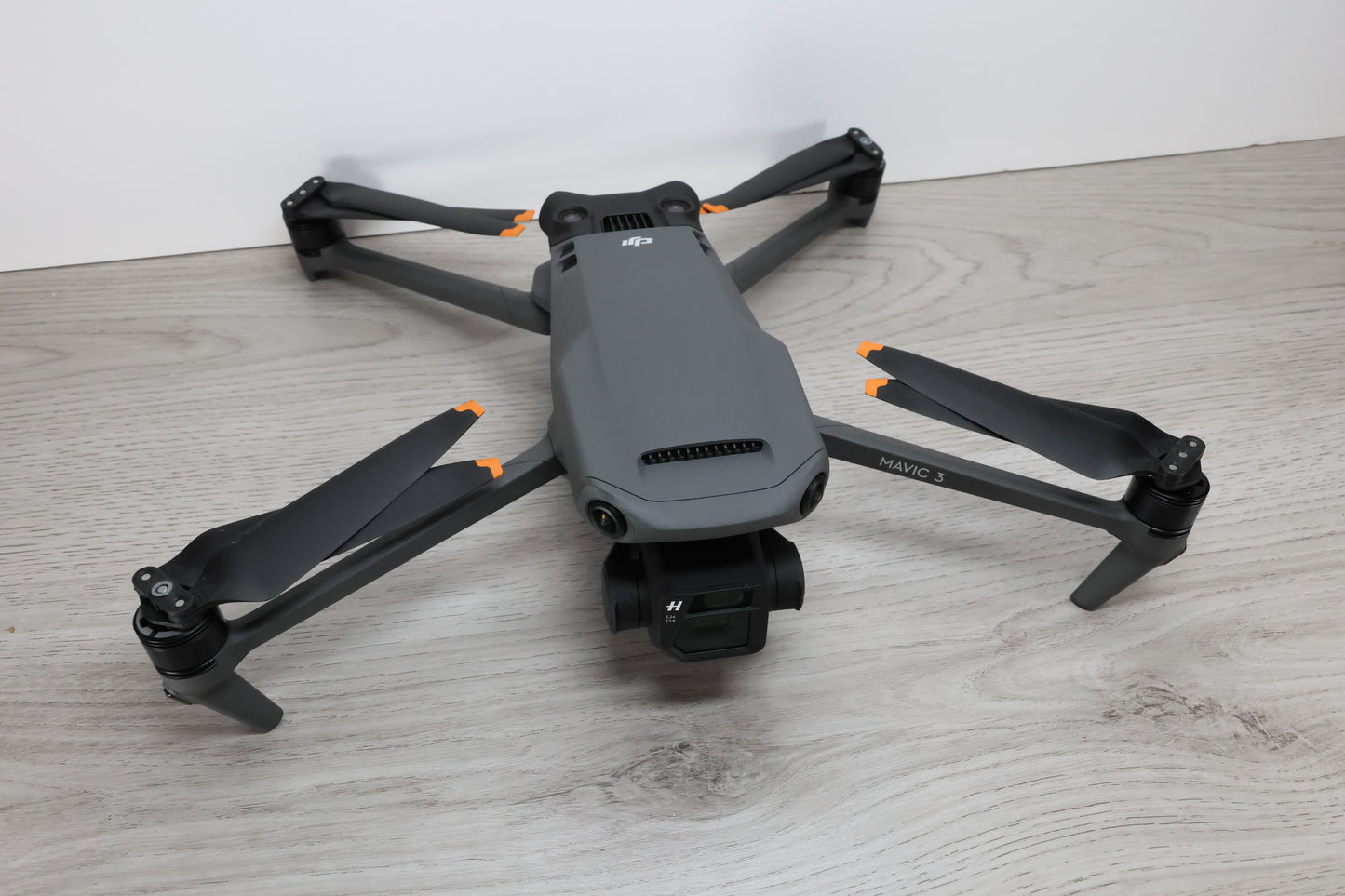 DJI Mavic 3 - One battery