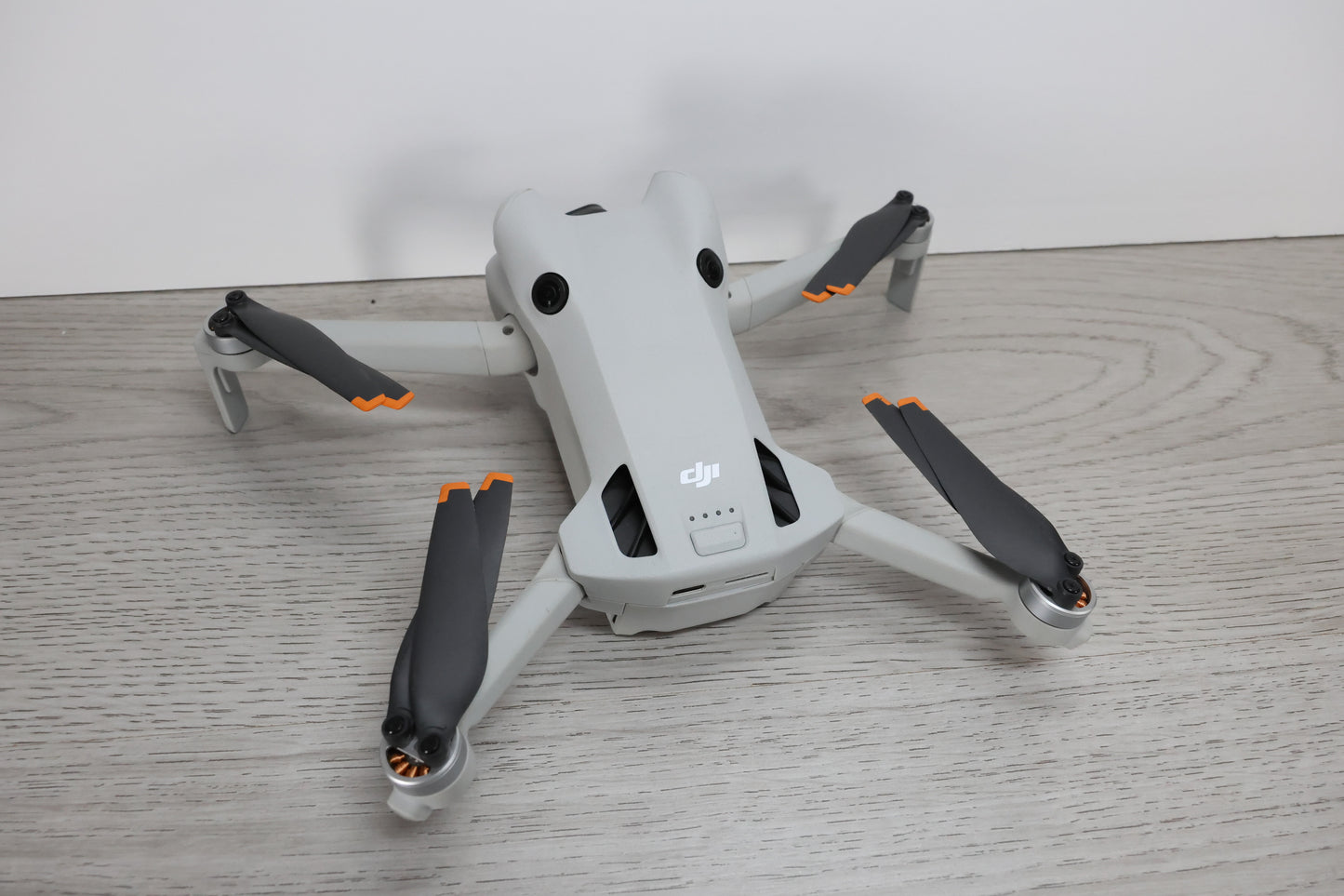 DJI Mini 4 Pro with fly more and DJI RC2