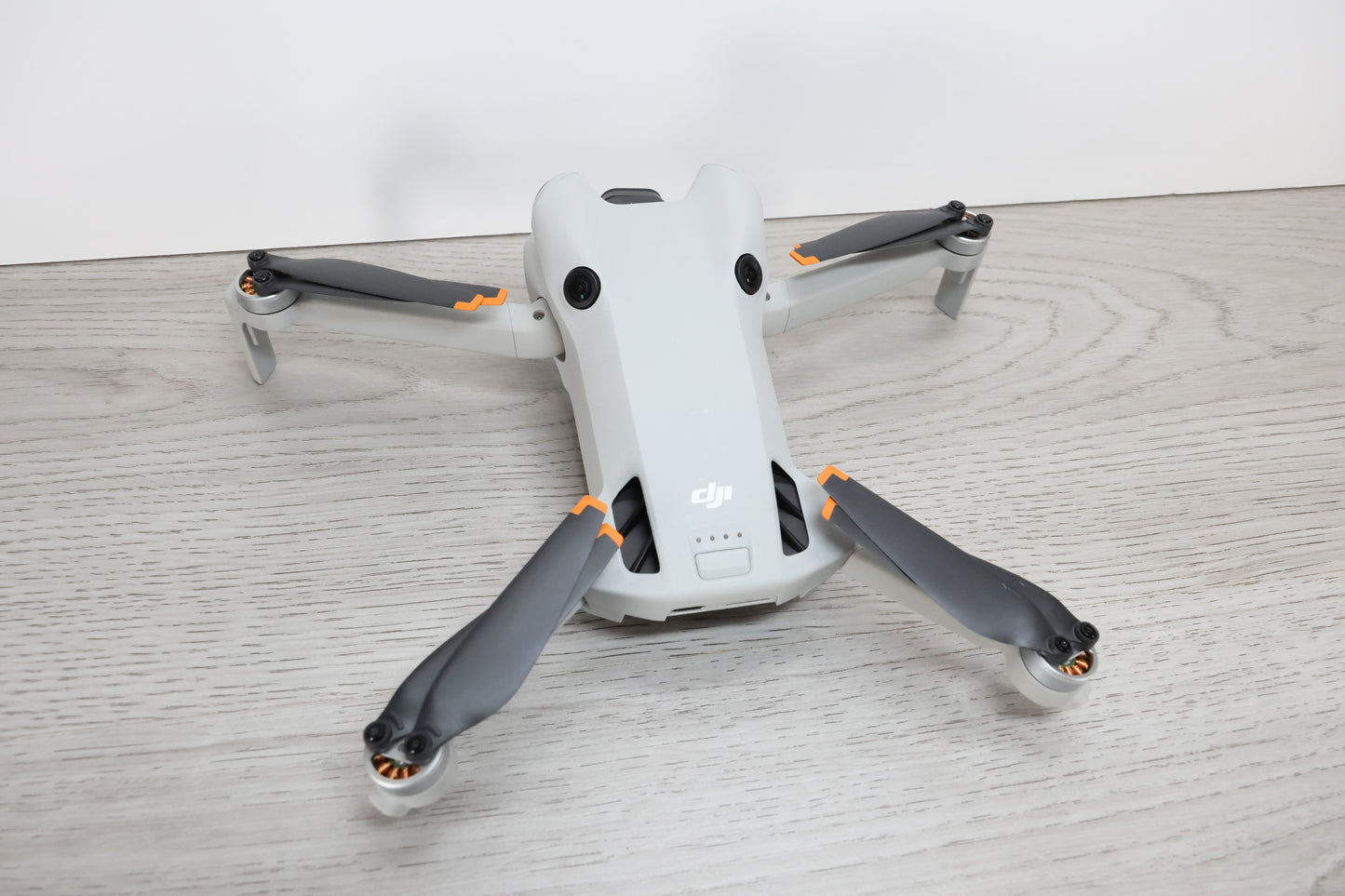 DJI Mini 4 Pro with fly more and DJI RC2