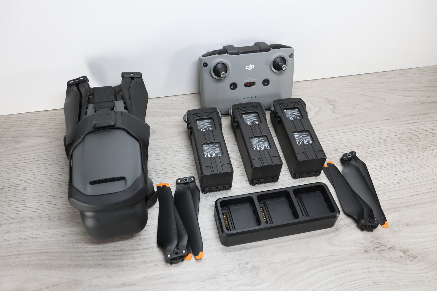 DJI Mavic 3 Fly more - RC N2 controller