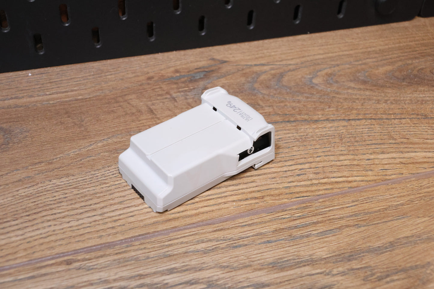 DJI Mini 4 Pro Battery - 6 charges used (broken release tab)