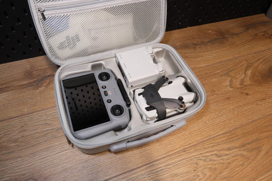 DJI Mini 4 Pro with fly more and DJI RC2
