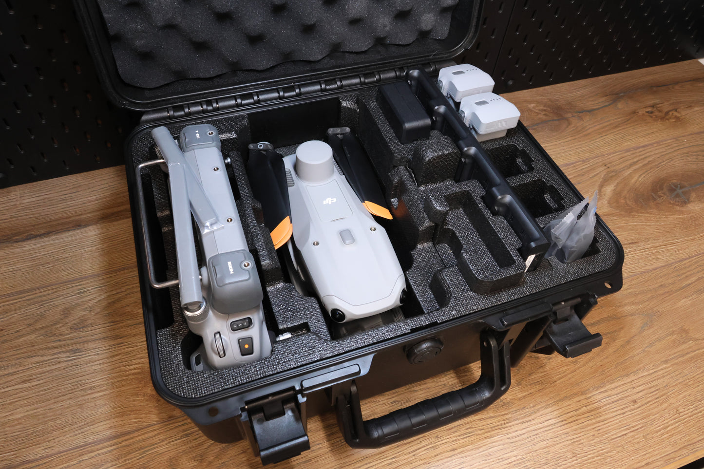 DJI Matrice 4E Enterprise Drone - 3 Batteries included