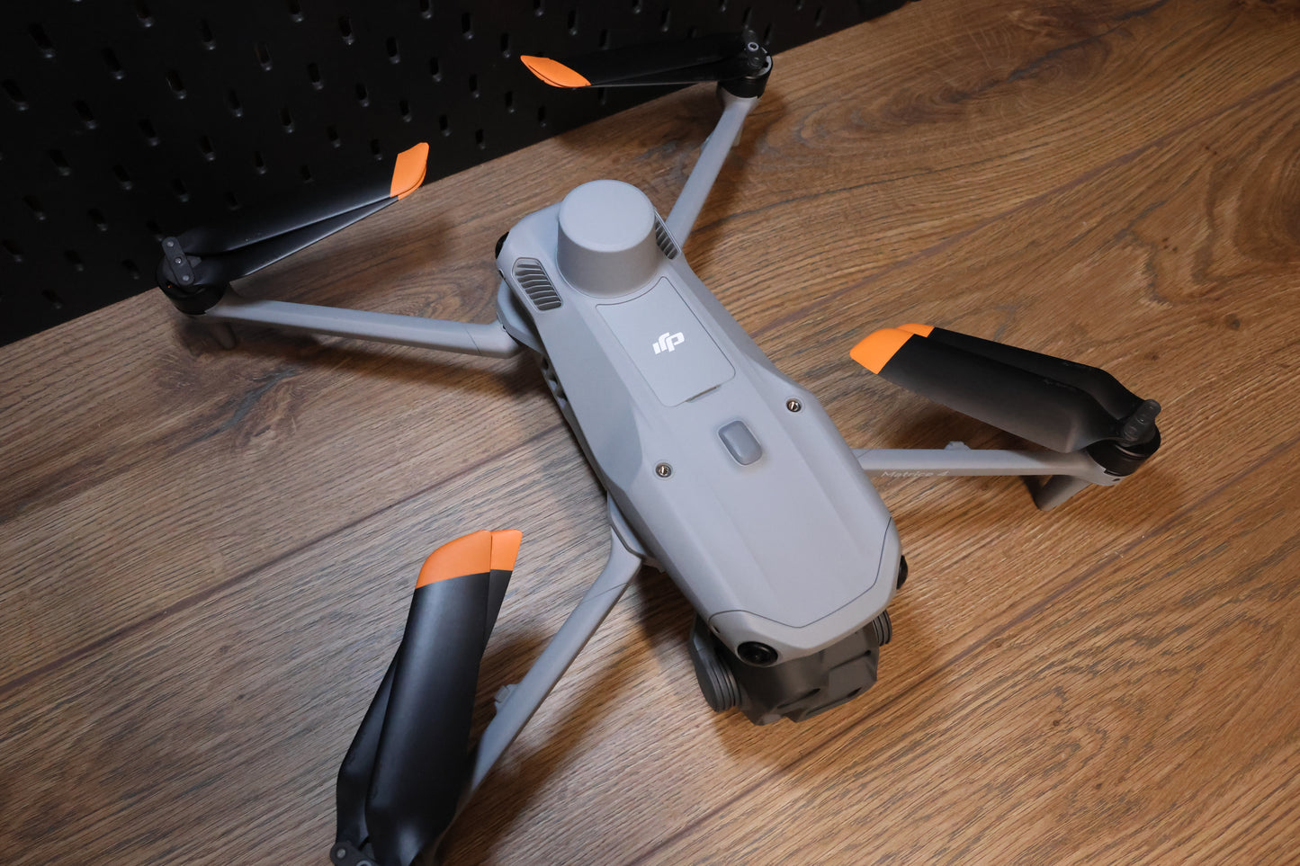 DJI Matrice 4E Enterprise Drone - 3 Batteries included