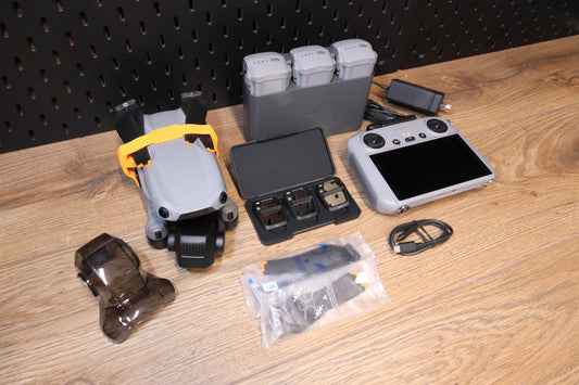 DJI Air 3S Fly More with DJI RC2