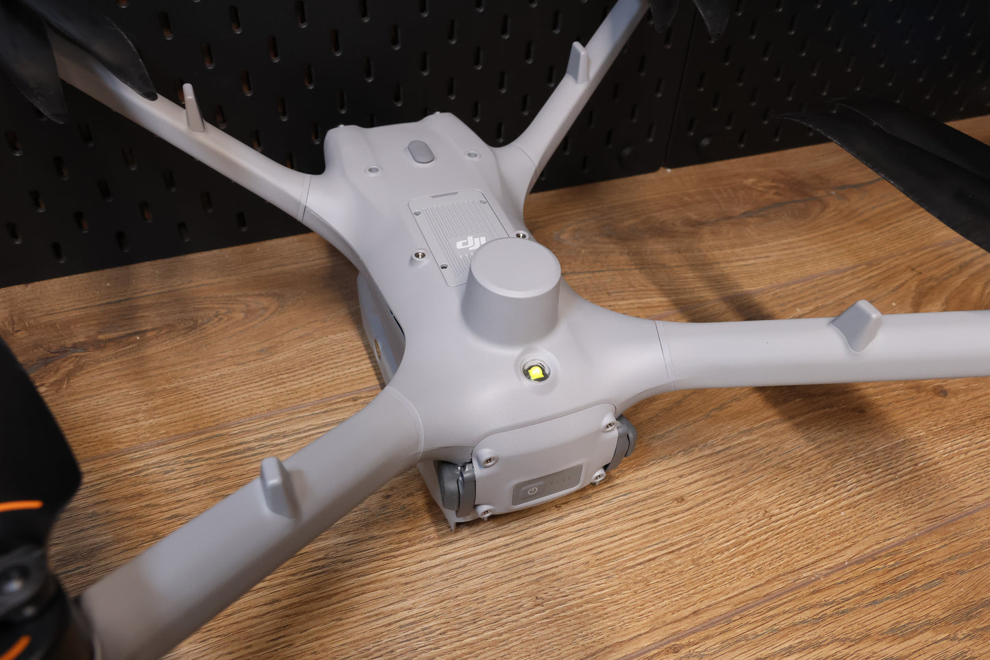 DJI Matrice 4TD Thermal Drone - 3 Batteries included -  Includes 4G Cellular Dongle