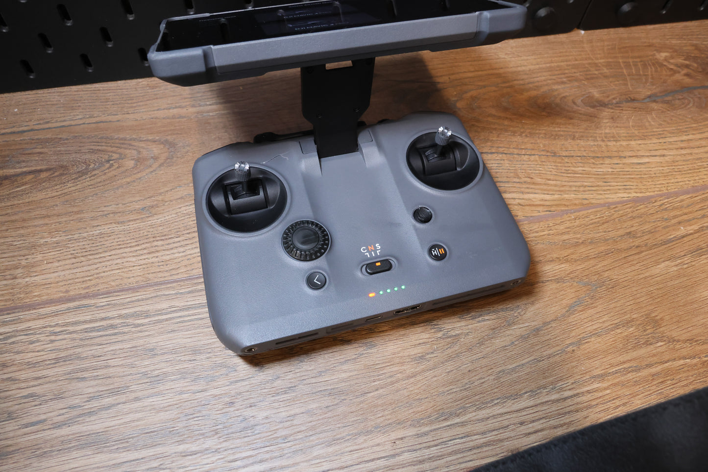 DJI RC Pro 2 Remote Controller **DAMAGED - WORKING**