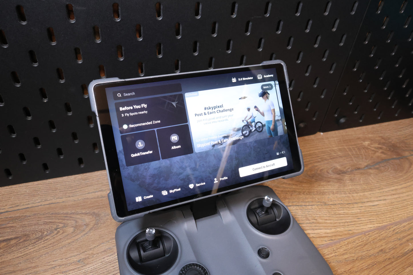DJI RC Pro 2 Remote Controller **DAMAGED - WORKING**