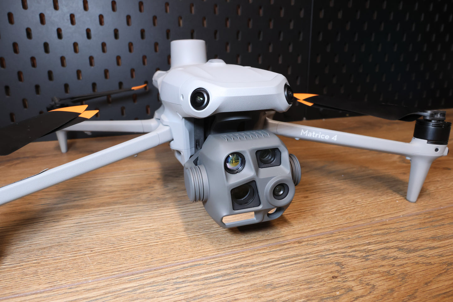 DJI Matrice 4T Thermal Drone - 3 Batteries included