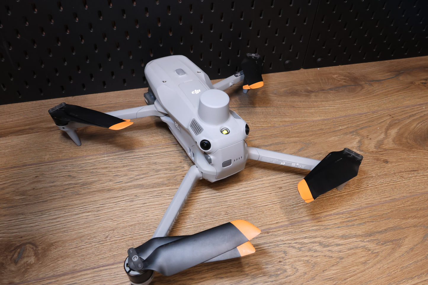DJI Matrice 4T Thermal Drone - 3 Batteries included