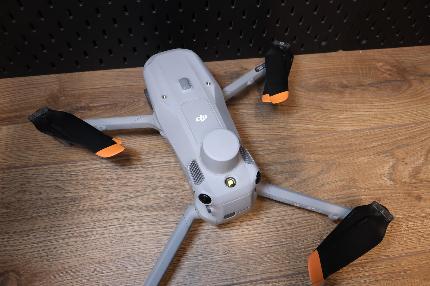 DJI Matrice 4T Thermal Drone - 3 Batteries included
