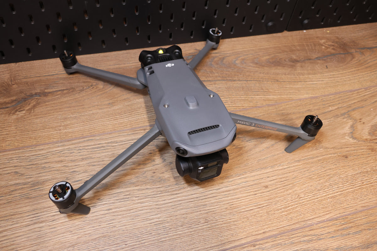 DJI Mavic 3E Enterprise - 3 batteries and RTK module