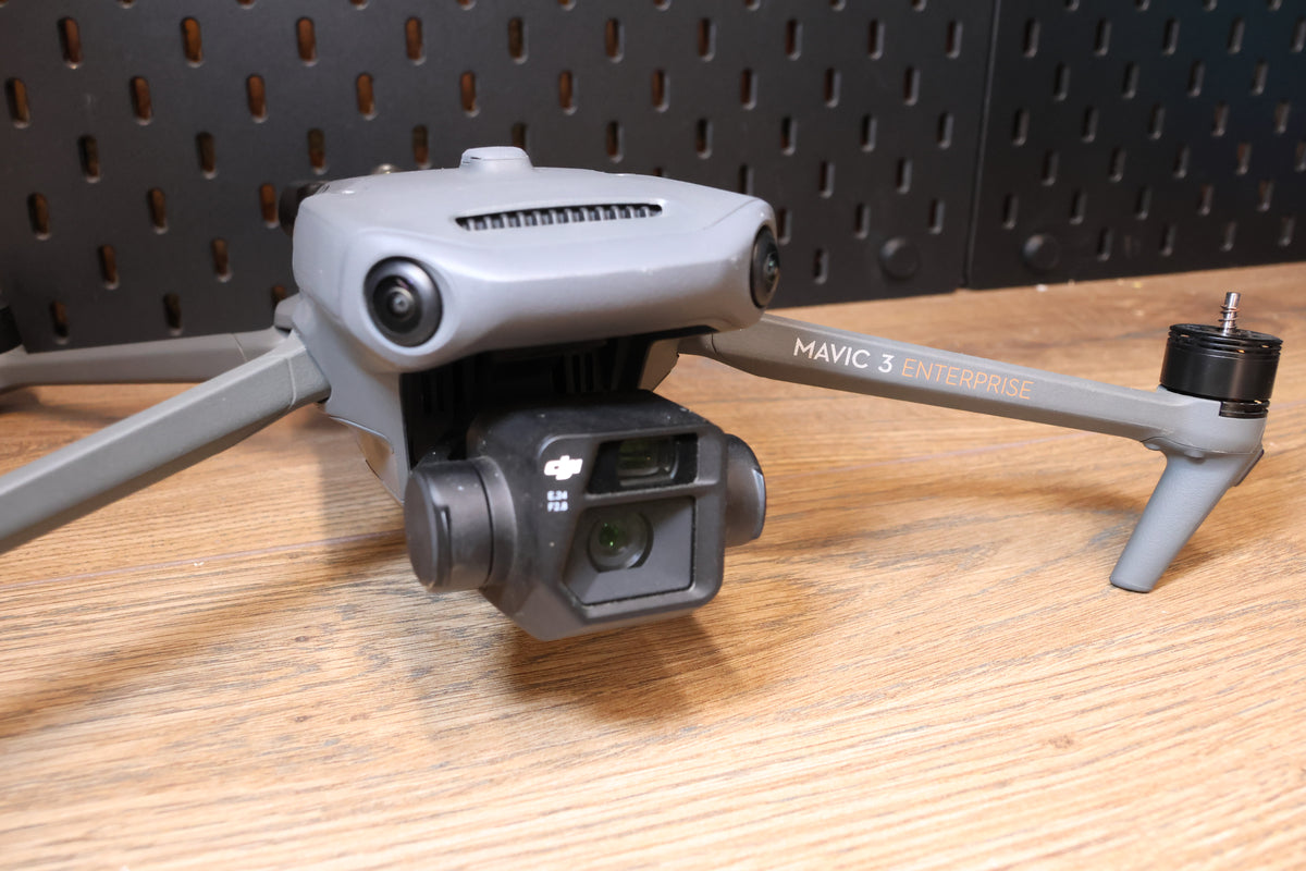 DJI Mavic 3E Enterprise - 3 batteries and RTK module