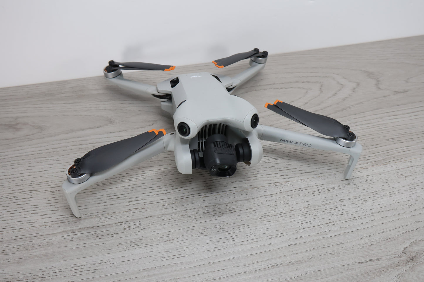 DJI Mini 4 Pro with fly more and DJI RC2