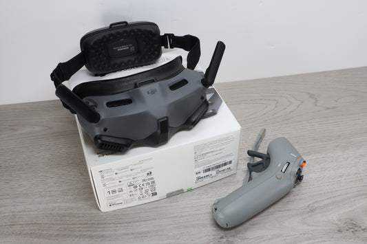 DJI Goggles Integra and Motion controller 2