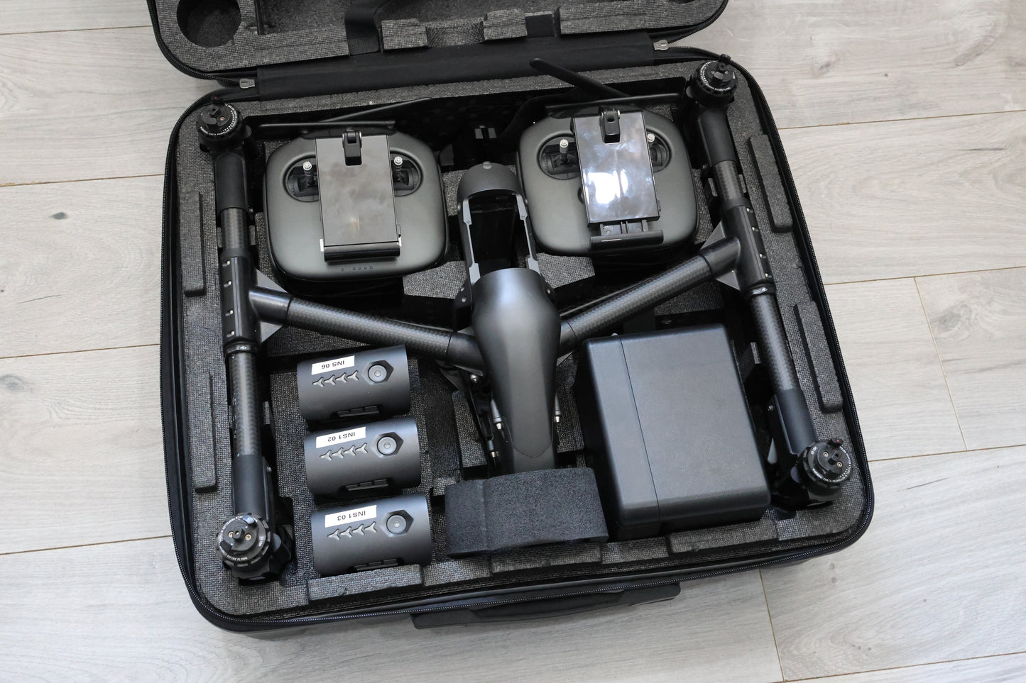 DJI Inspire 1 Pro Black Edition - 3 batteries - very good condition - Zenmuse X5