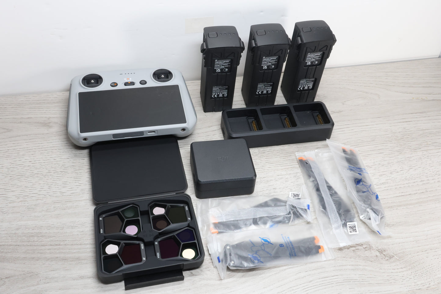 DJI Mavic 3 Pro Fly More