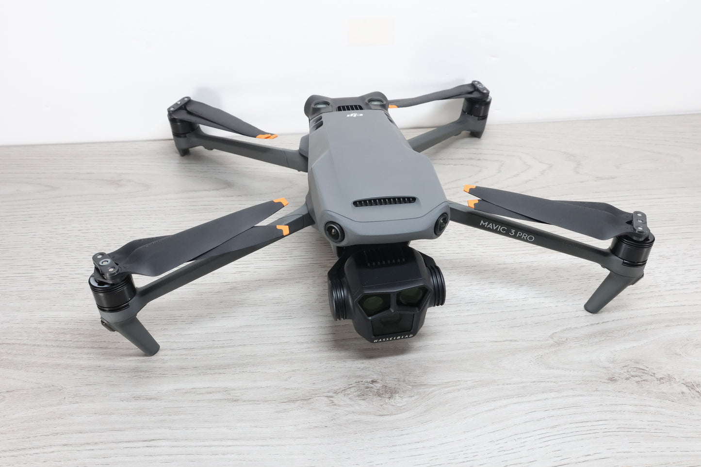 DJI Mavic 3 Pro Fly More