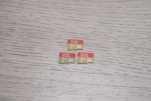 3 x Sandisk Extreme 16GB Micro SD card